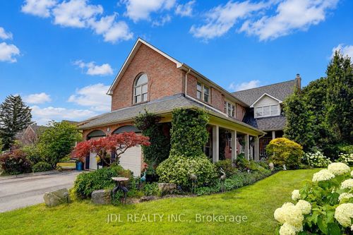 84 Longwater Chase, Unionville, ON, L3R4A8 | Card Image