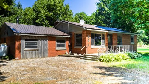 37752 Bayfield Rd, Clinton, ON, N0M1L0 | Card Image