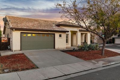 1412 Ferngrove Court, House other with 3 bedrooms, 2 bathrooms and null parking in Tracy CA | Image 2