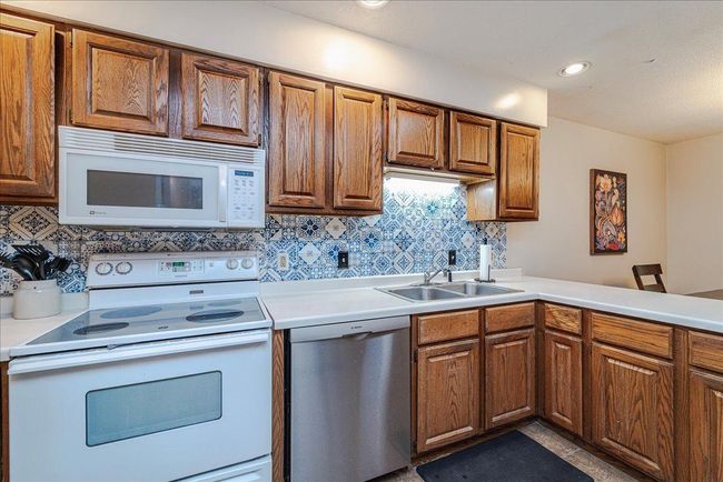 1D - 506 Raymond St, Townhouse with 2 bedrooms, 2 bathrooms and null parking in SOMERSET WI | Image 4