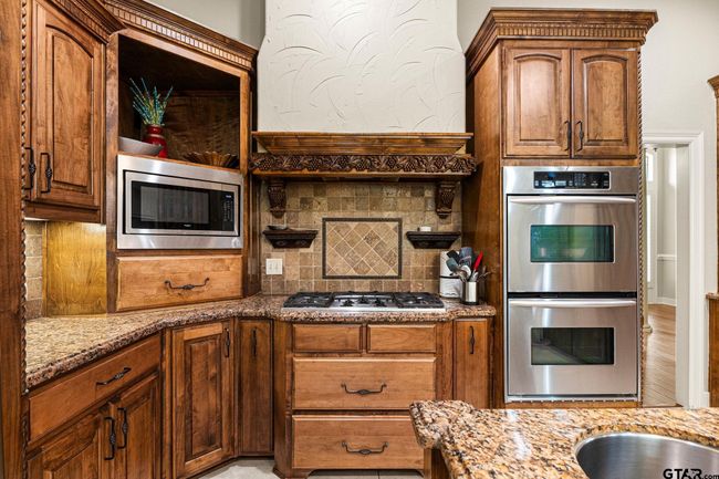 1516 Chaparrel Run, House other with 4 bedrooms, 6 bathrooms and null parking in Tyler TX | Image 4