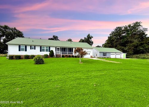 7760 Piney Woods Rd, Fairfield, NC, 27826-9618 | Card Image