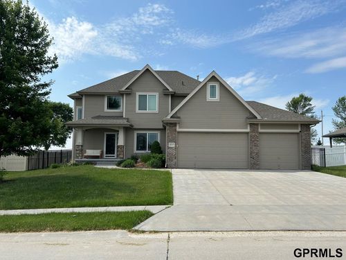 8037 Swallowtail Street, Papillion, NE, 68046 | Card Image