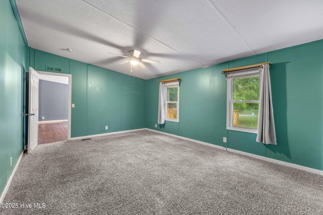 107 Indian Cave Dr, House other with 4 bedrooms, 2 bathrooms and null parking in Richlands NC | Image 33