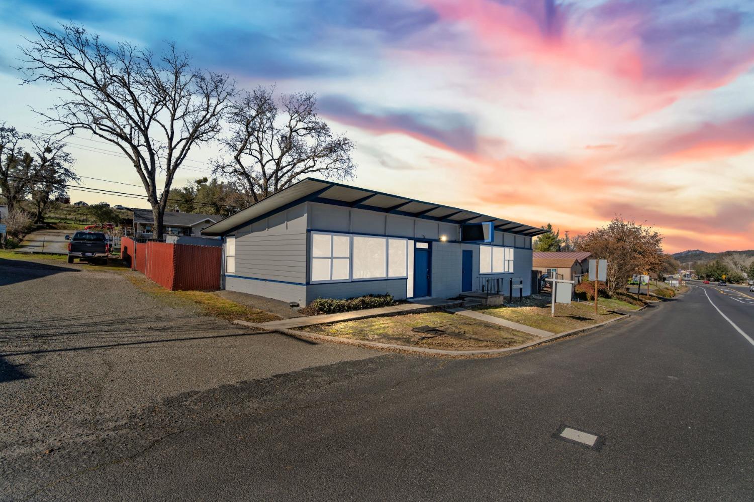 596 E Saint Charles St, San Andreas, CA 95249