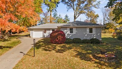 820 Talwrn Court, House other with 3 bedrooms, 2 bathrooms and null parking in Iowa City IA | Image 1