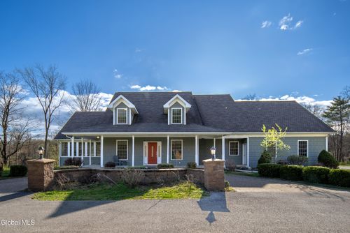 11 Goldfoot Rd, Round Lake, NY, 12151-7737 | Card Image