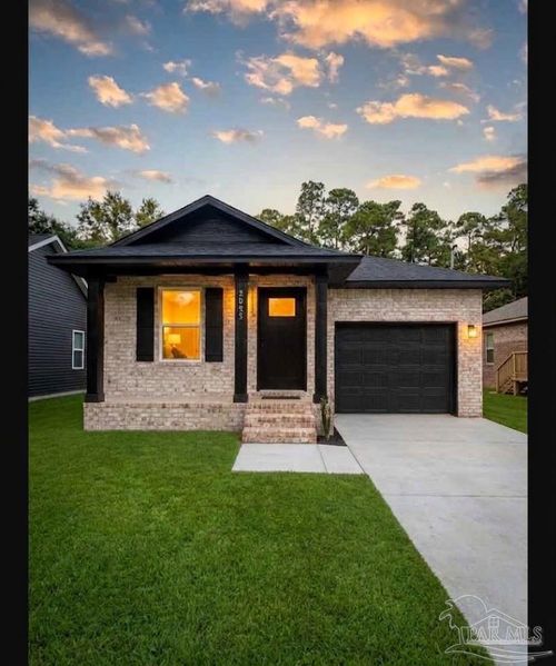 3053 N 15th Ave, Milton, FL, 32583-5825 | Card Image