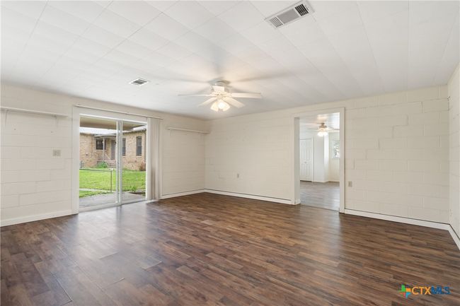 Guest House Living/Dining | Image 37