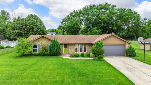 1601 George Washington Dr, Beavercreek, OH, 45432-2511 | Card Image