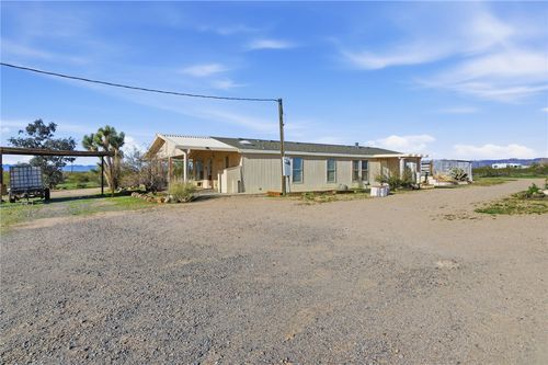 4943 W Safari Dr, Golden Valley, AZ, 86413-7634 | Card Image