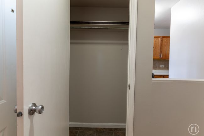 130 S Hale Ave, Townhouse with 2 bedrooms, 2 bathrooms and 2 parking in Bartlett IL | Image 8