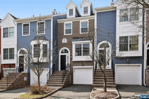 653 Richmond Ct, Ramsey, NJ, 07446-2901 | Card Image