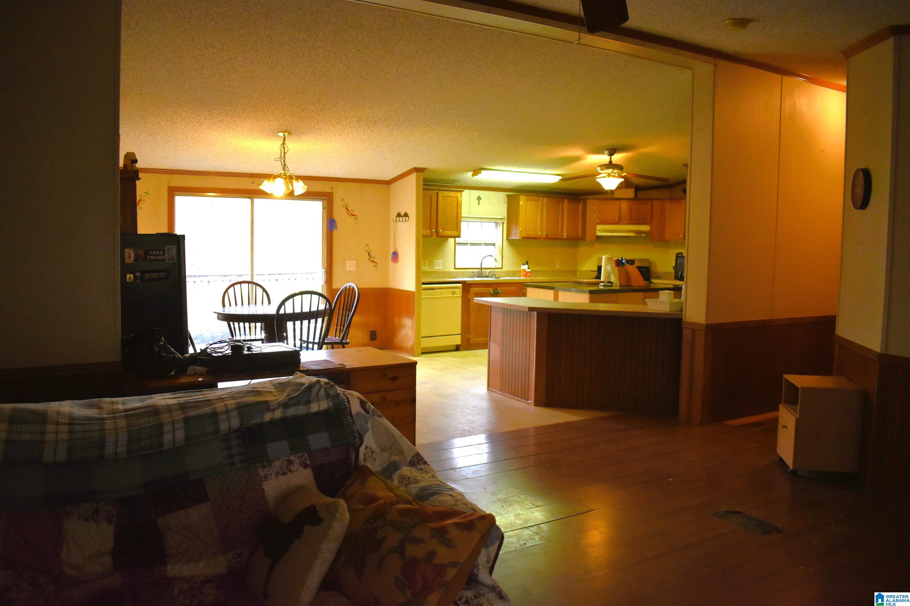 Residential in HOLLY POND 5