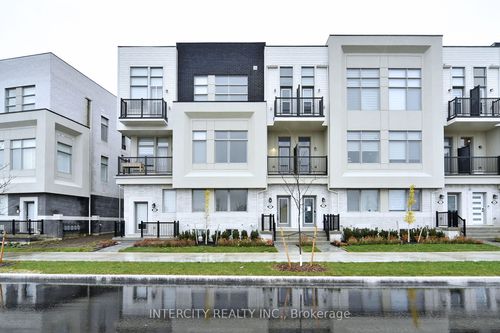 147 Markland St, Markham, ON, L6C3B5 | Card Image