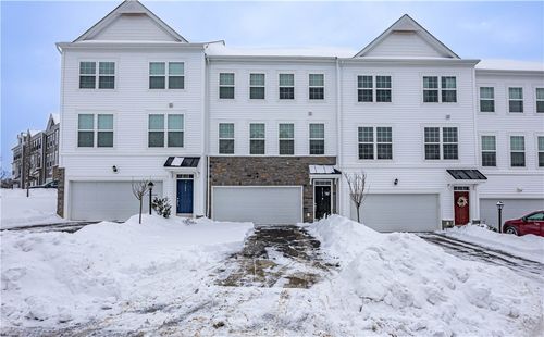 103 Sweetwater Dr, Moon/Crescent Twp, PA, 15108 | Card Image