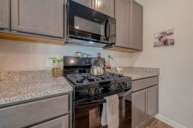 17624 Cedar Crest Dr, House other with 3 bedrooms, 3 bathrooms and 2 parking in Conroe TX | Image 8