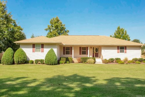 611 Pocahontas Rd, Walnut Ridge, AR, 72476-8487 | Card Image