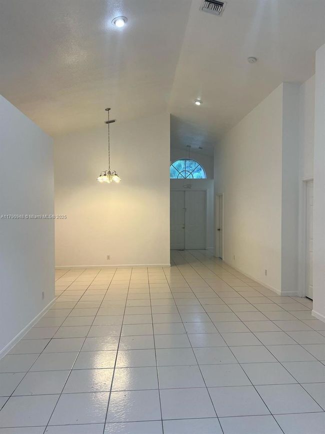 3922 Diamond Palladium Ter, House other with 2 bedrooms, 2 bathrooms and null parking in Boynton Beach FL | Image 21