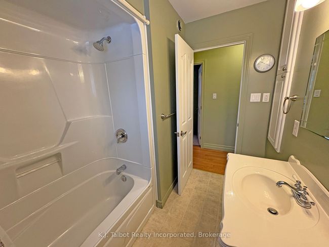 94 Montcalm St, House other with 2 bedrooms, 2 bathrooms and 6 parking in Goderich ON | Image 10