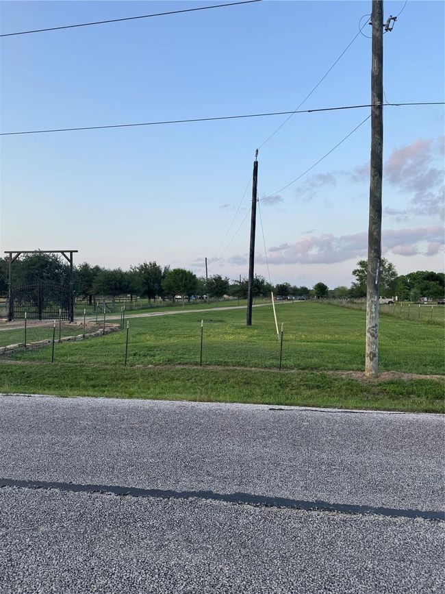 2310 Hopkins Rd, Home with 4 bedrooms, 2 bathrooms and null parking in Beasley TX | Image 23