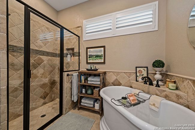 715 Long Rdg, House other with 3 bedrooms, 3 bathrooms and null parking in Spring Branch TX | Image 27