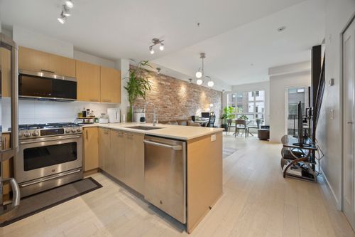 334-95 Moody St, Port Moody, BC, V3H0H2 | Card Image