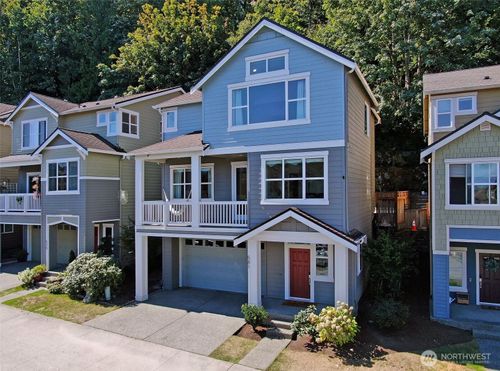 581 Mountain View Ln Nw, Issaquah, WA, 98027-5652 | Card Image