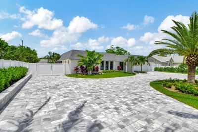 1467 Nw 4th Avenue, House other with 4 bedrooms, 2 bathrooms and null parking in Boca Raton FL | Image 3