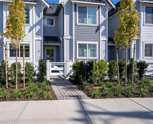 u4-3907 Cedar Hill Rd, Victoria, BC, V8P3Z8 | Card Image