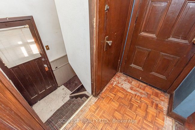 331 Lumsden Ave, House other with 3 bedrooms, 1 bathrooms and 1 parking in East York ON | Image 12
