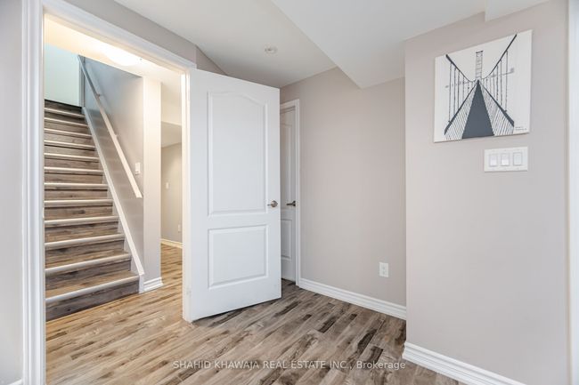 458 Pozbou Cres, House other with 6 bedrooms, 4 bathrooms and 2 parking in Milton ON | Image 35