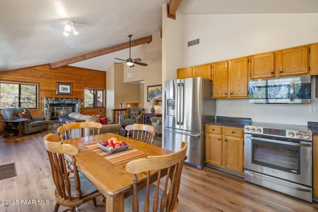 054-Kitchen | Image 10