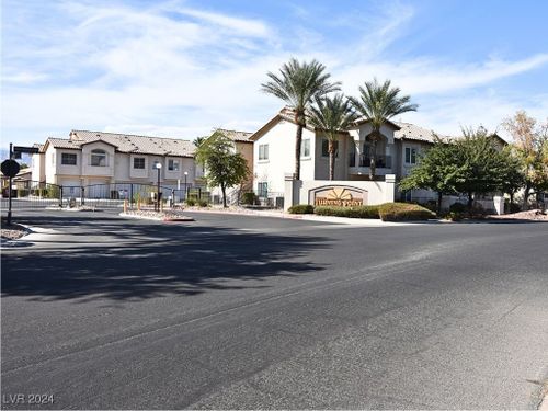 202-4810 Black Bear Road, Las Vegas, NV, 89149 | Card Image