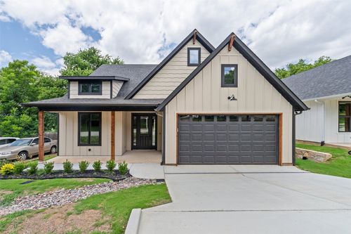 1012 Mustang Trl, Granbury, TX, 76049-5652 | Card Image