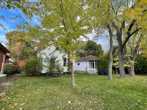 192+194 Pemberton Ave, North York, ON, M2M1Y8 | Card Image