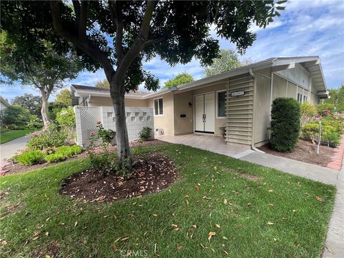 e-250 Calle Aragon, Laguna Woods, CA, 92637-3567 | Card Image