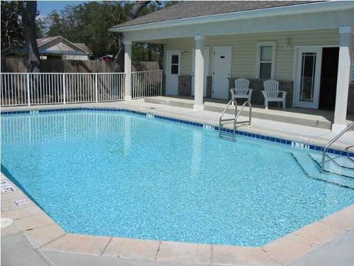 a-1869 Shay Lin Ct, Niceville, FL, 32578-4561 | Card Image