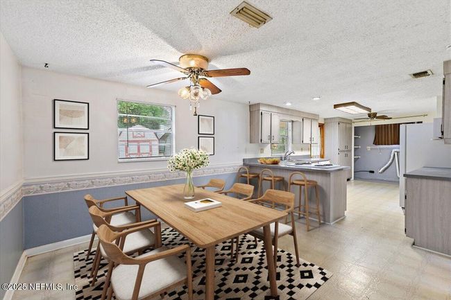 8357 Barracuda Rd, House other with 3 bedrooms, 2 bathrooms and null parking in Jacksonville FL | Image 5