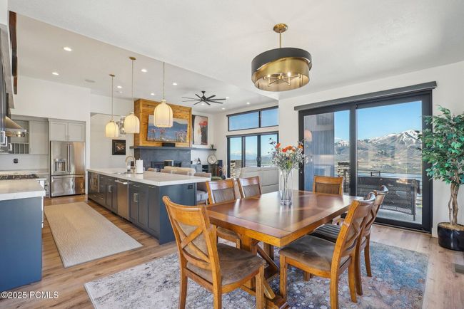 11332 N White Tail Ct, Home with 4 bedrooms, 4 bathrooms and null parking in Hideout UT | Image 8