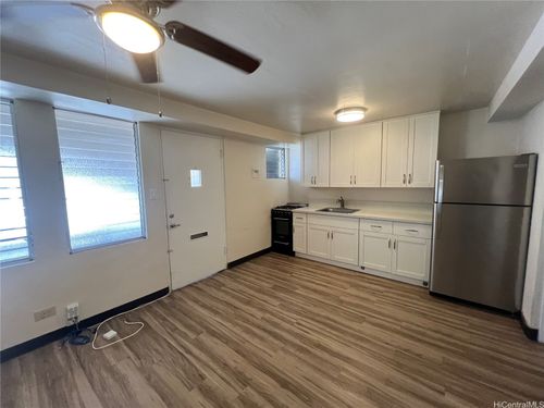 1209 10th Avenue, Honolulu, HI, 96816 | Card Image