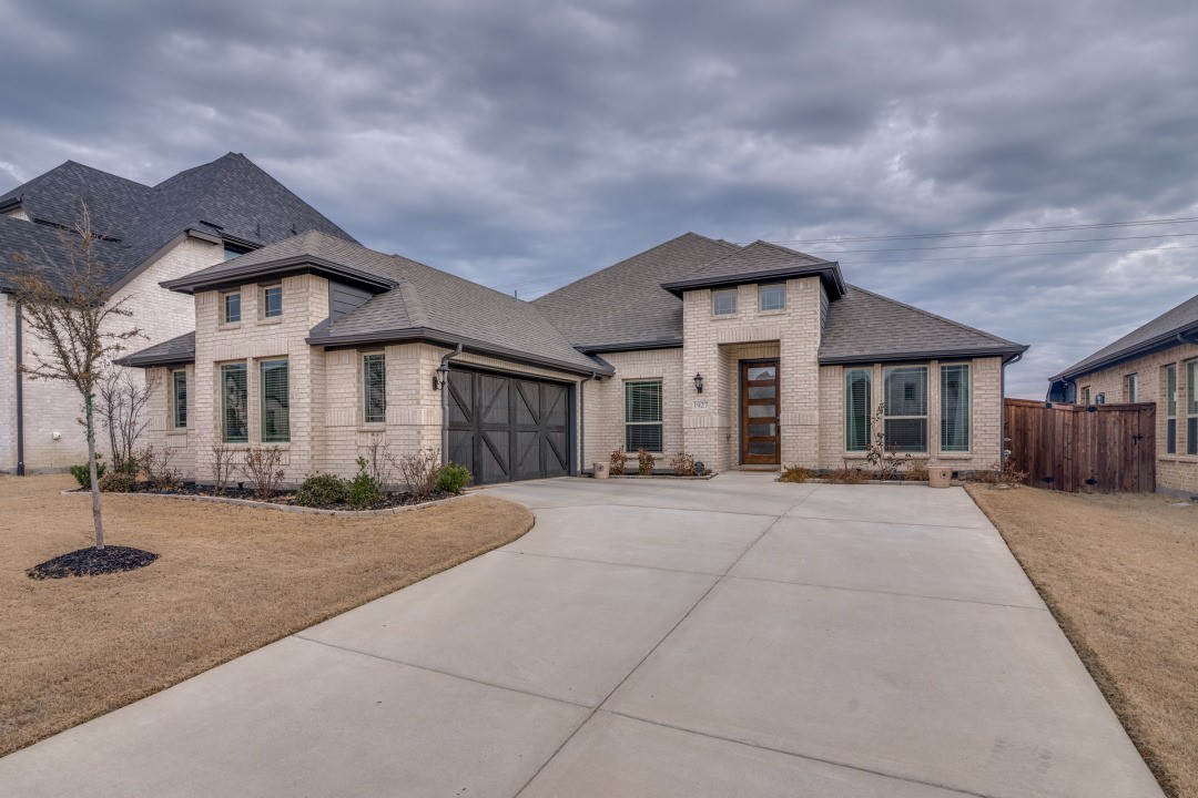 Residential in McLendon Chisholm 5