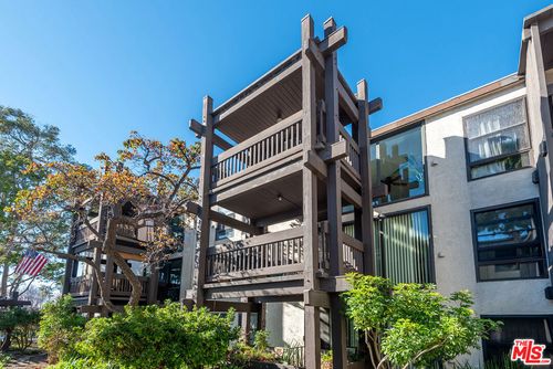 b3160-7777 W 91st St, Playa del Rey, CA, 90293-8309 | Card Image