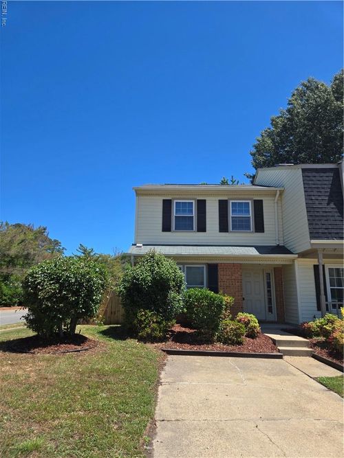916 Jay Are Ct, Virginia Beach, VA, 23462-7311 | Card Image