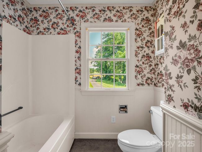 281 N Quail Run, House other with 3 bedrooms, 3 bathrooms and null parking in Forest City NC | Image 21