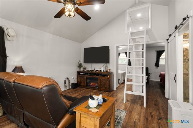 185 Yaupon Dr, House other with 2 bedrooms, 1 bathrooms and null parking in Sheridan TX | Image 11