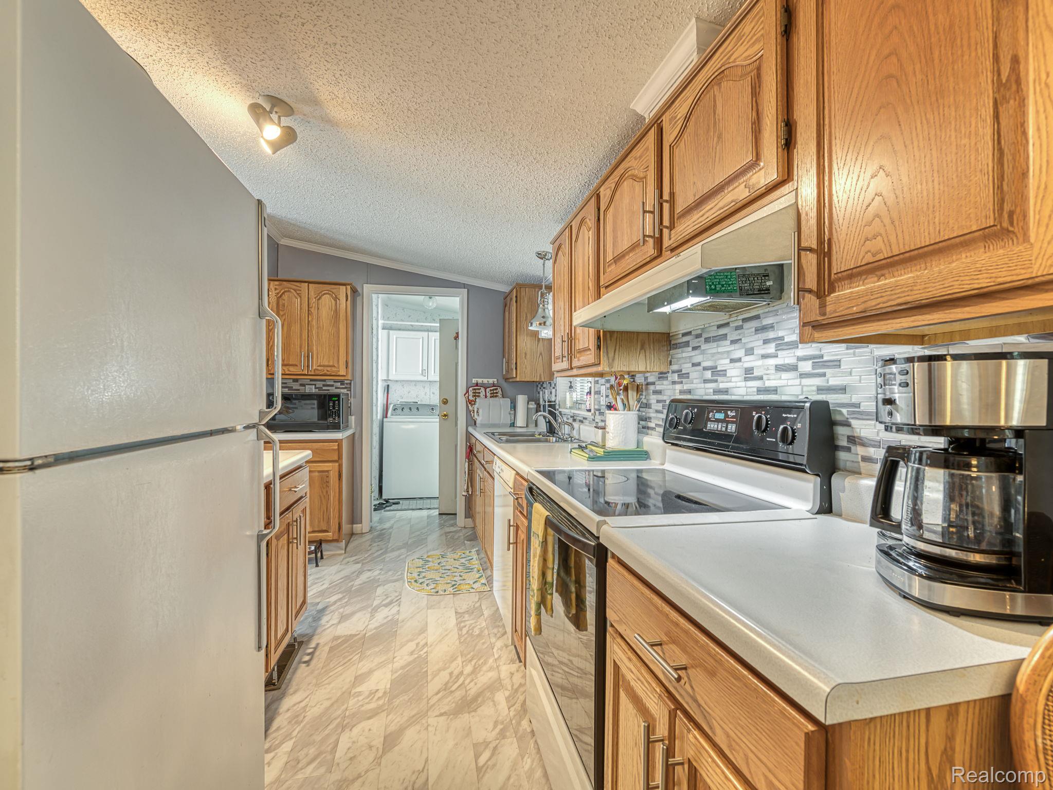 Residential in Adrian 4