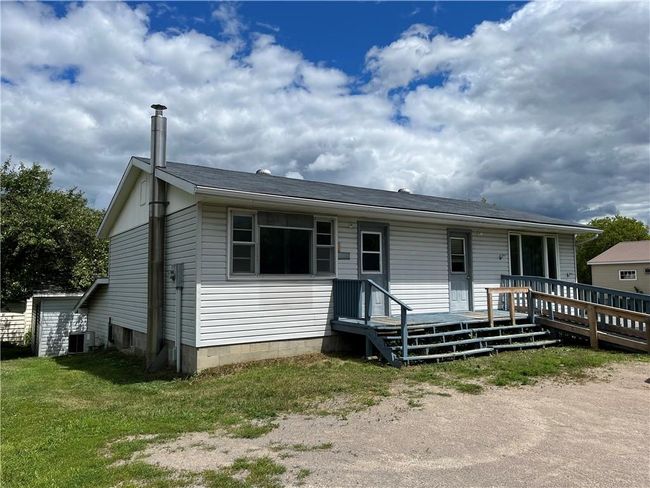 2794 4 Th Chute Rd, House other with 3 bedrooms, 2 bathrooms and 6 parking in Eganville ON | Image 4