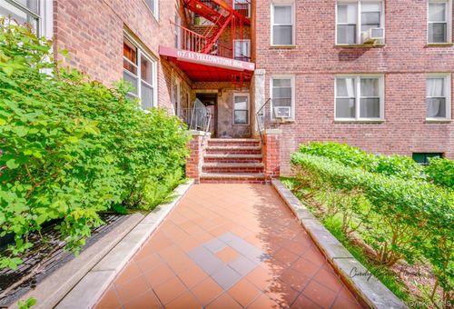apt-2b-67 Yellowstone Blvd, Forest Hills, NY, 11375-2312 | Card Image