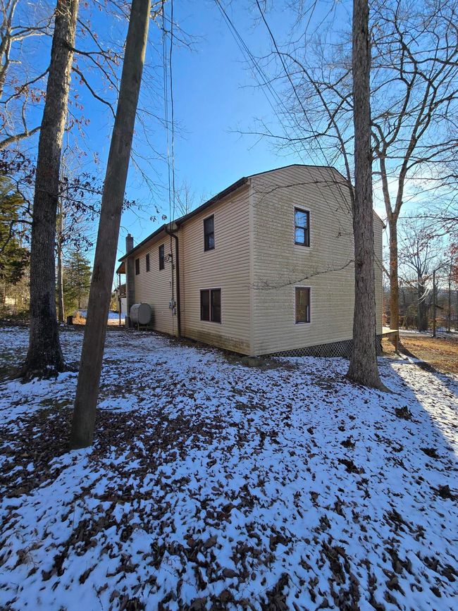 305 Miller Ln, House other with 3 bedrooms, 1 bathrooms and null parking in Burnside KY | Image 28